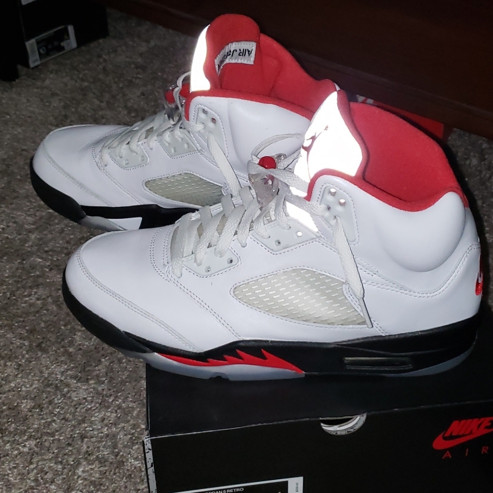 Jordan 5 fire red - Picture 5 of 5